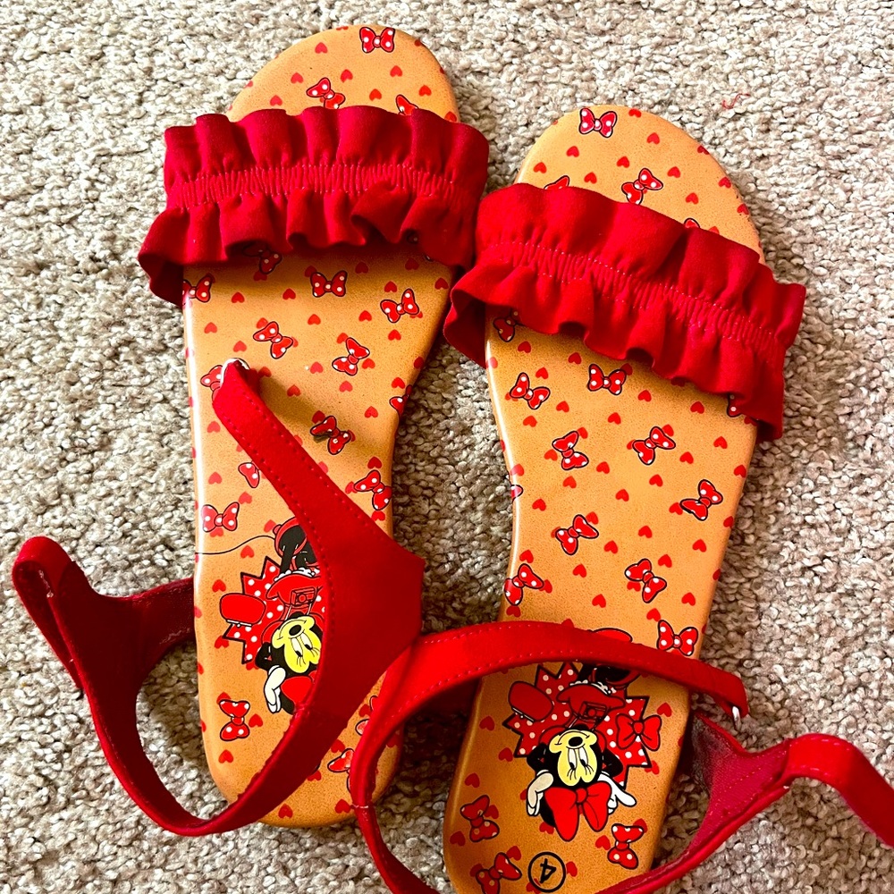 Minnie Mouse sandals